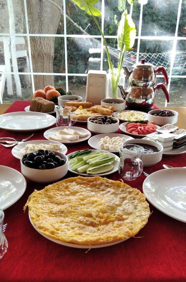 Kervan Pansiyon Çıralı Zewnętrze zdjęcie
